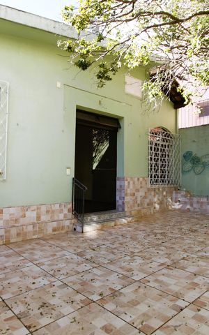 Casa à venda com 300m², 5 quartos e 2 vagasÁrea externa