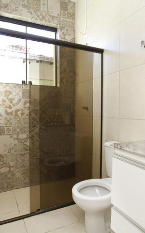 Casa à venda com 300m², 5 quartos e 2 vagasBanheiro Social