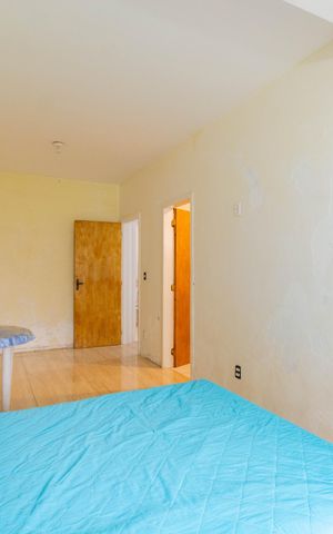 Casa à venda com 130m², 4 quartos e 2 vagas