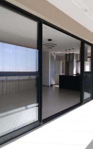 Apartamento para alugar com 147m², 3 quartos e 2 vagasVaranda