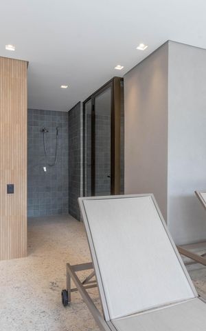 Apartamento à venda com 377m², 4 quartos e 4 vagas Apartamento à venda com 377m², 4 quartos e 4 vagasÁrea comum