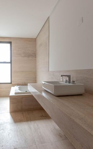Apartamento à venda com 377m², 4 quartos e 4 vagas Apartamento à venda com 377m², 4 quartos e 4 vagasBanheiro suite