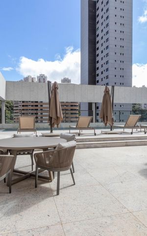 Apartamento à venda com 377m², 4 quartos e 4 vagas Apartamento à venda com 377m², 4 quartos e 4 vagasÁrea externa