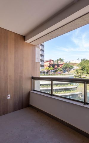 Apartamento à venda com 116m², 3 quartos e 2 vagas Apartamento à venda com 116m², 3 quartos e 2 vagasVaranda