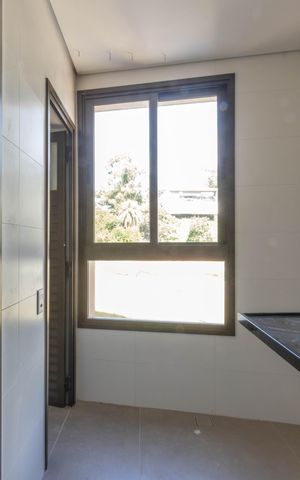 Apartamento à venda com 116m², 3 quartos e 2 vagas Apartamento à venda com 116m², 3 quartos e 2 vagasÁrea de serviço
