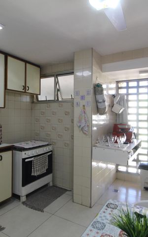 Apartamento à venda com 133m², 2 quartos e 1 vagaCozinha
