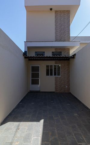 Casa para alugar com 100m², 2 quartos e 2 vagas Casa para alugar com 100m², 2 quartos e 2 vagasGaragem