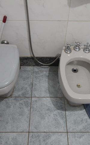 Casa à venda com 180m², 3 quartos e 4 vagasBanheiro da Suite