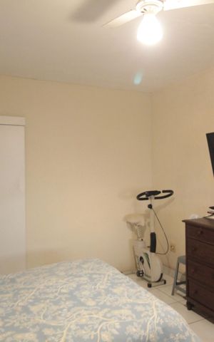 Casa à venda com 180m², 3 quartos e 4 vagasSuite