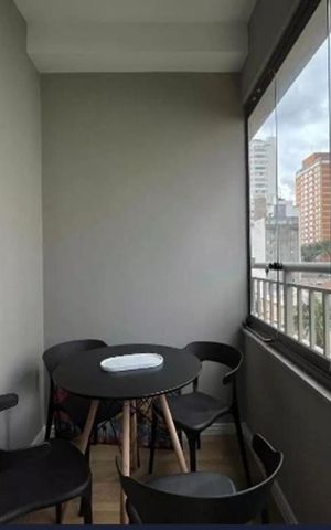 Studio para alugar com 25m², 1 quarto e sem vaga Studio para alugar com 25m², 1 quarto e sem vagaVaranda