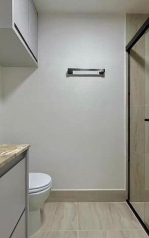 Studio para alugar com 25m², 1 quarto e sem vaga Studio para alugar com 25m², 1 quarto e sem vagaBanheiro