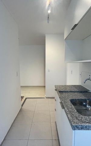Apartamento à venda com 42m², 2 quartos e 1 vaga Apartamento à venda com 42m², 2 quartos e 1 vagaCozinha e Área de Serviço