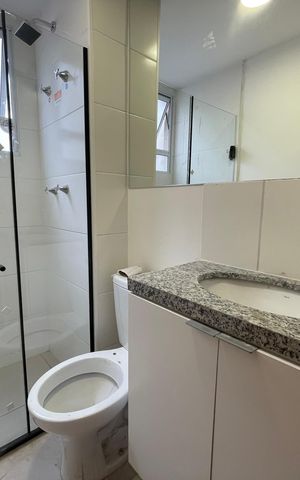 Apartamento à venda com 42m², 2 quartos e 1 vaga Apartamento à venda com 42m², 2 quartos e 1 vagaBanheiro