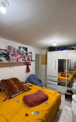 Casa à venda com 29m², 2 quartos e sem vaga Casa à venda com 29m², 2 quartos e sem vagaQuarto 2