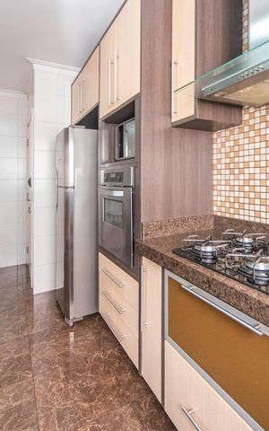 Apartamento à venda com 130m², 3 quartos e 3 vagas Apartamento à venda com 130m², 3 quartos e 3 vagasCopa e Cozinha