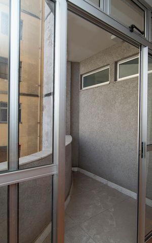 Apartamento para alugar com 60m², 2 quartos e sem vagaVARANDA