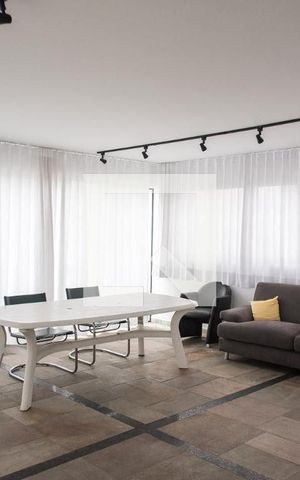 Apartamento à venda com 71m², 2 quartos e 2 vagas Apartamento à venda com 71m², 2 quartos e 2 vagasSalão de festas