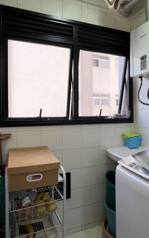 Apartamento à venda com 71m², 2 quartos e 2 vagas Apartamento à venda com 71m², 2 quartos e 2 vagasCozinha e área de serviço