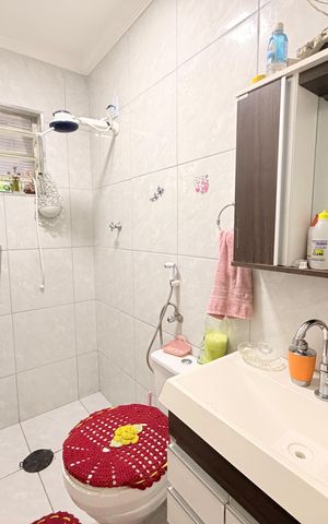 Casa à venda com 109m², 3 quartos e 3 vagasBanheiro Social