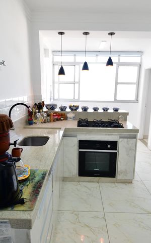 Apartamento à venda com 156m², 3 quartos e sem vagaCozinha