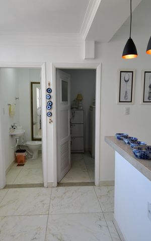 Apartamento à venda com 156m², 3 quartos e sem vagaÁrea de Serviço
