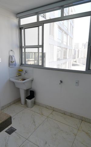 Apartamento à venda com 156m², 3 quartos e sem vagaÁrea de Serviço