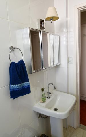 Apartamento à venda com 156m², 3 quartos e sem vagaBanheiro 1