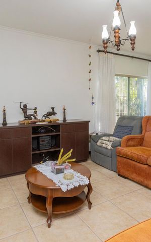 Casa para alugar com 790m², 4 quartos e 7 vagasSala