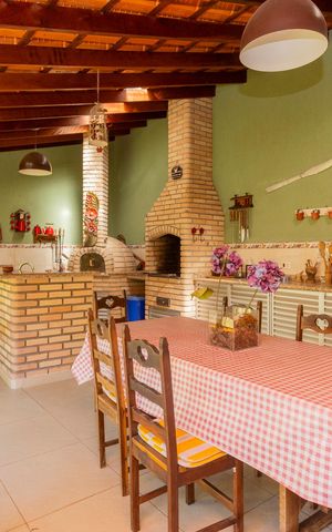 Casa para alugar com 790m², 4 quartos e 7 vagasChurrasqueira