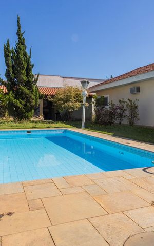 Casa para alugar com 790m², 4 quartos e 7 vagasPiscina