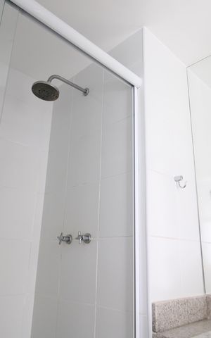 Apartamento à venda com 110m², 3 quartos e 2 vagasBanheiro da suíte