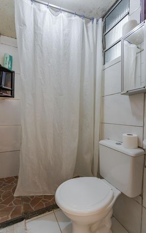 Apartamento à venda com 42m², 2 quartos e 1 vaga Apartamento à venda com 42m², 2 quartos e 1 vagaBanheiro