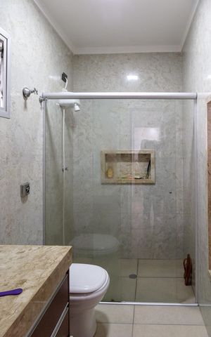 Apartamento à venda com 134m², 3 quartos e 2 vagasBanheiro 1