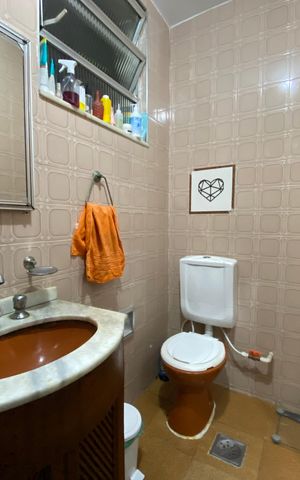 Apartamento à venda com 70m², 3 quartos e 1 vaga Apartamento à venda com 70m², 3 quartos e 1 vagaBanheiro
