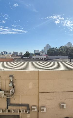 Apartamento à venda com 90m², 2 quartos e 1 vaga Apartamento à venda com 90m², 2 quartos e 1 vagaSala - vista