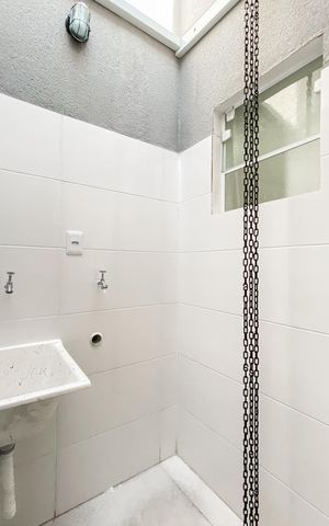 Casa de condomínio para alugar com 60m², 2 quartos e sem vaga Casa de condomínio para alugar com 60m², 2 quartos e sem vagaÁrea de Serviço