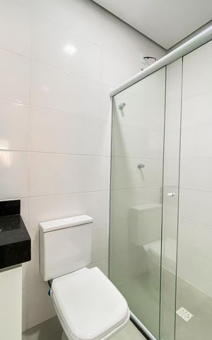 Casa de condomínio para alugar com 60m², 2 quartos e sem vaga Casa de condomínio para alugar com 60m², 2 quartos e sem vagaBanheiro da Suíte