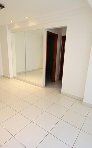 Apartamento para alugar com 68m², 2 quartos e 1 vaga Apartamento para alugar com 68m², 2 quartos e 1 vagaSala