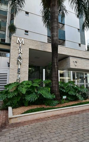 Apartamento para alugar com 68m², 2 quartos e 1 vaga Apartamento para alugar com 68m², 2 quartos e 1 vagaFachada