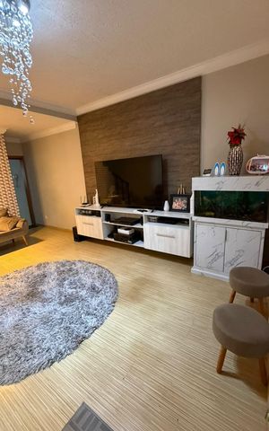 Casa para alugar com 170m², 3 quartos e 2 vagas