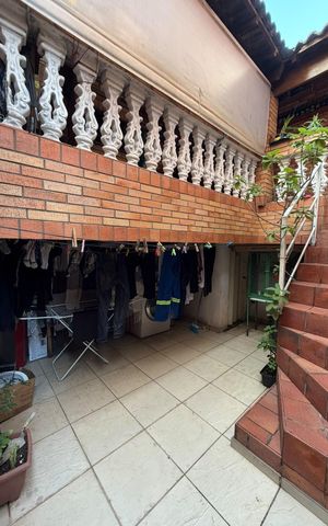 Casa para alugar com 170m², 3 quartos e 2 vagas