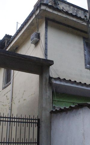 Casa à venda com 160m², 7 quartos e 5 vagasFachada
