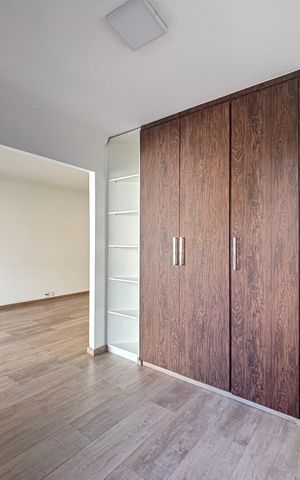 Apartamento à venda com 86m², 2 quartos e 2 vagasSala