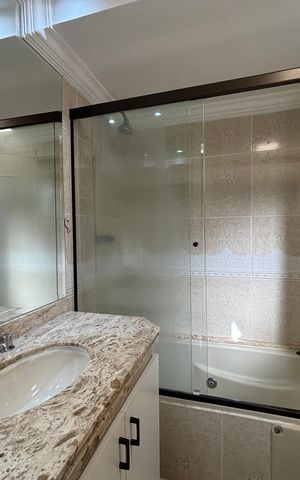 Apartamento à venda com 86m², 2 quartos e 2 vagasBanheiro da Suíte