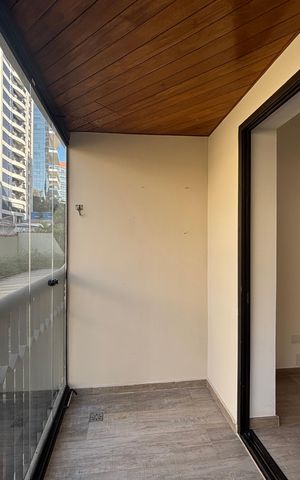 Apartamento à venda com 86m², 2 quartos e 2 vagasVaranda