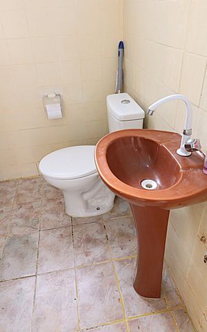 Casa para alugar com 200m², 3 quartos e sem vagaBanheiro de Serviço
