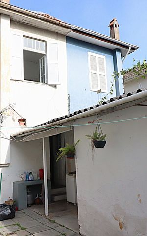 Casa para alugar com 200m², 3 quartos e sem vagaÁrea externa