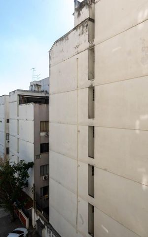 Apartamento à venda com 68m², 2 quartos e 1 vagaVista da sala
