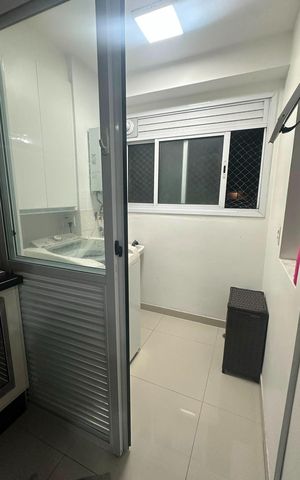 Apartamento à venda com 60m², 3 quartos e 1 vagaÁrea de Serviço