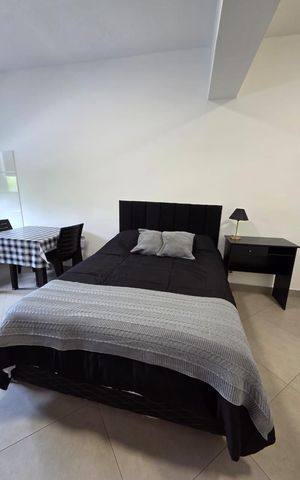Casa de condomínio para alugar com 30m², 1 quarto e sem vaga